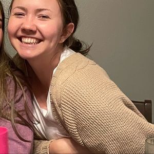 Meet your Posher, Courtlynn